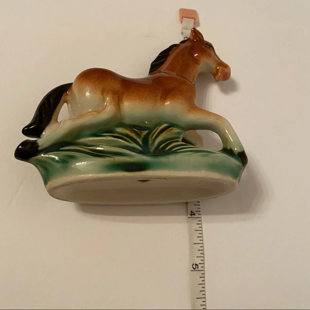 HORSE FIGURINE FIGURE CHINA PORCELAIN BROWN GREEN VINTAGE EQUINE HOME ACCENT